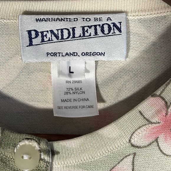 Pendleton floral cardigan, size Large, silk and nylon blend - Picture 4 of 4